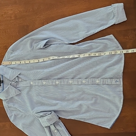 JACOB women's fitted pinstripe blouse. Size x-small - Picture 2 of 8